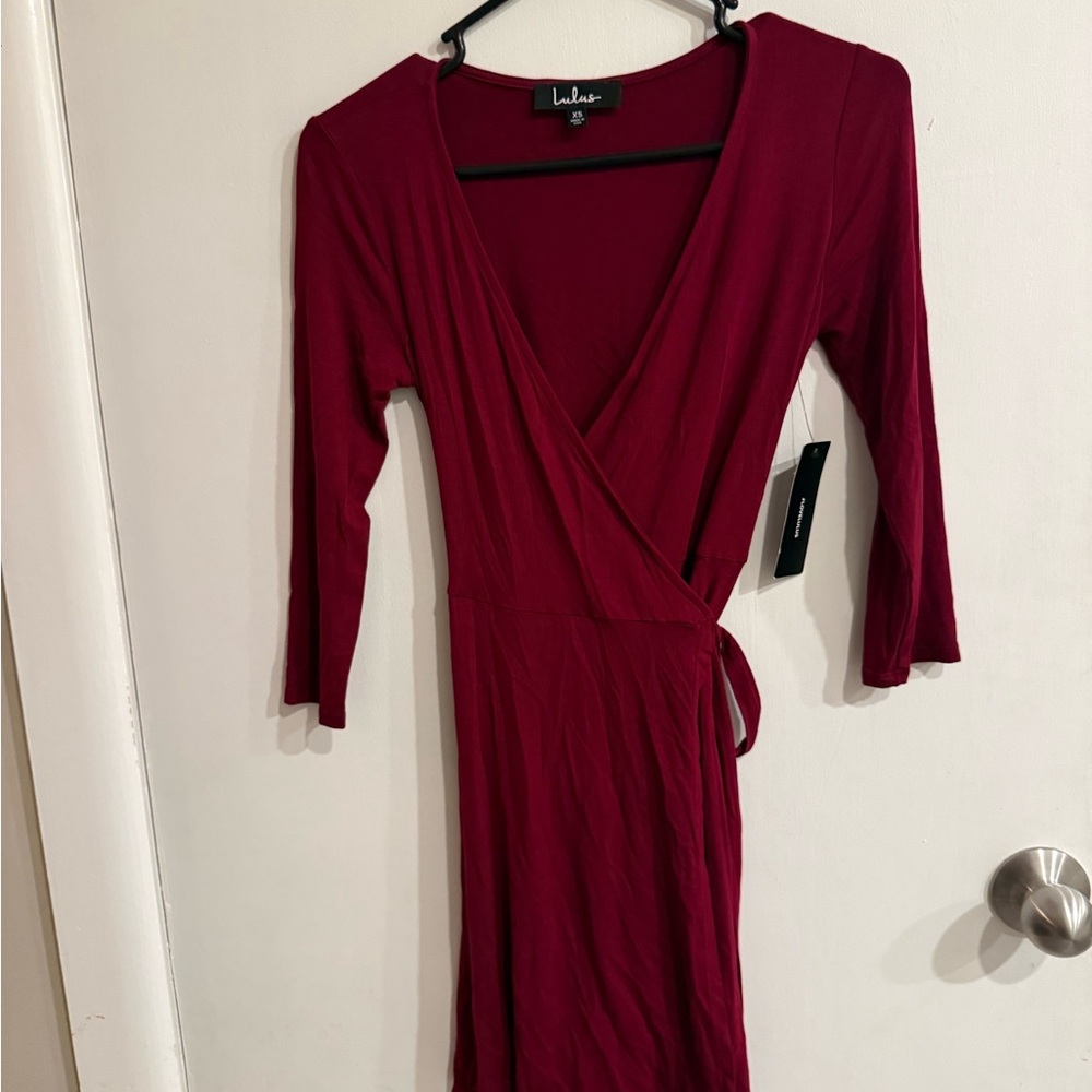 Lulu's NWT burgondy Long Sleeve Wrap Dress